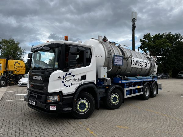 Sweeptech Scania 4k suction tanker
